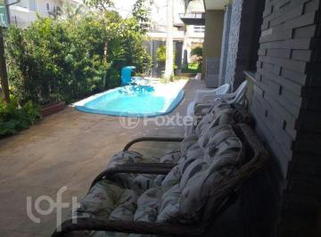 2fcb9374 · Casa, 3 dormitórios, 320 m², em Canto