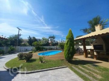 f4859202 · Casa em Condomínio, 3 dormitórios, 549 m², em Ingleses do Rio Vermelho