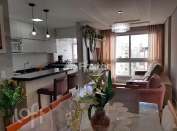 25a89953 · Apartamento, 2 dormitórios, 72 m², em Centro
