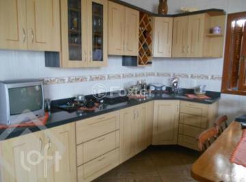 92404930 · Casa, 3 dormitórios, 230 m², em Santa Rosa de Lima