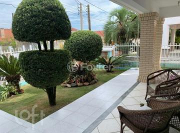 01785e62 · Casa, 4 dormitórios, 186.33 m², em Zona Nova