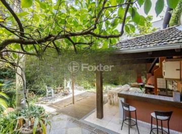 177c0131 · Casa, 3 dormitórios, 241 m², em Petrópolis