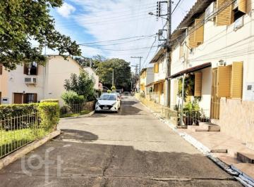 7b664048 · Casa, 2 dormitórios, 50 m², em Cavalhada