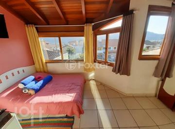 ecbfe696 · Casa, 4 dormitórios, 136.55 m², em Aberta dos Morros