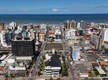c593675b · Apartamento, 2 dormitórios, 112.43 m², em Capão Novo