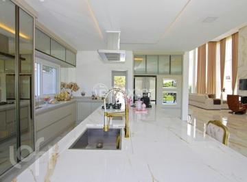 6a61fe80 · Casa em Condomínio, 5 dormitórios, 388 m², em Belém Novo