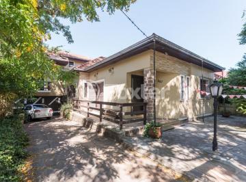 37-CASA-4D-TERESOPOLIS-PORTO-ALEGRE-214904.jpg · Casa, 4 dormitórios, 230 m², em Teresópolis