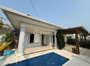 e2345473 · Casa, 3 dormitórios, 172 m², em Centro