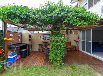 6490952a · Casa em Condomínio, 3 dormitórios, 240 m², em Teresópolis