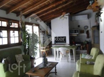 5816c8bd · Casa, 3 dormitórios, 180 m², em Guarani