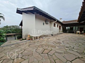 8544dd17 · Casa, 4 dormitórios, 427.17 m², em Vila Nova
