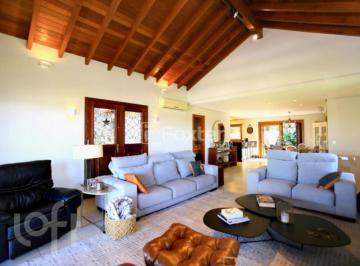 76ad5d47 · Casa em Condomínio, 3 dormitórios, 248.66 m², em Campo Novo