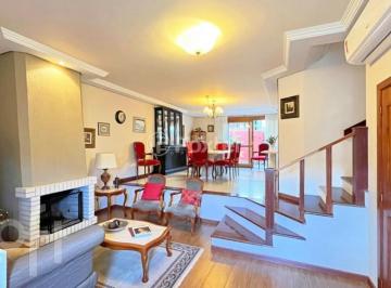 c6f5e83d · Casa em Condomínio, 3 dormitórios, 225.18 m², em Jardim Isabel