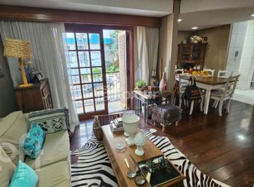 f3af4548 · Casa, 3 dormitórios, 362 m², em Petrópolis