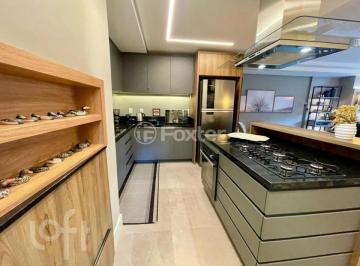 450eaed9 · Apartamento, 2 dormitórios, 100.93 m², em Centro