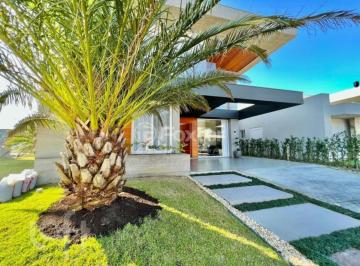 5790de53 · Casa em Condomínio, 4 dormitórios, 230 m², em Centro