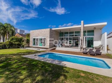 36-CASA-EM-CONDOMINIO-4D-CHAPEU-DO-SOL-PORTO-ALEGRE-257072.jpg · Casa em Condomínio, 4 dormitórios, 421.7 m², em Chapéu do Sol