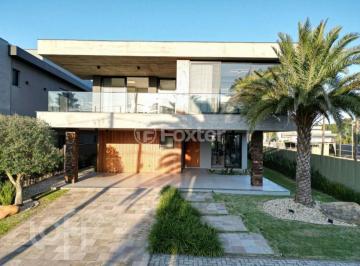 ec3738cc · Casa em Condomínio, 5 dormitórios, 420 m², em Centro