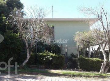 0c098765 · Casa, 5 dormitórios, 275.55 m², em Petrópolis