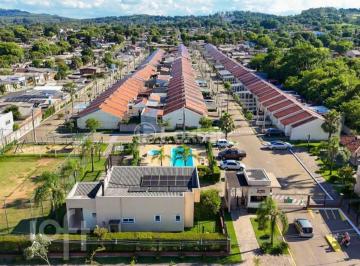 4dd07c30 · Casa em Condomínio, 2 dormitórios, 95.4 m², em Feitoria