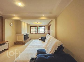 b3ea53a9 · Casa em Condomínio, 4 dormitórios, 242.66 m², em Teresópolis