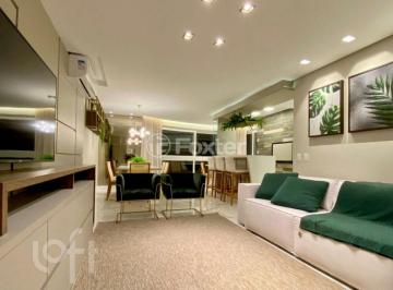 f21f8356 · Apartamento, 3 dormitórios, 152.04 m², em Centro