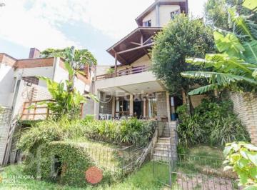 916ff0d0 · Casa, 3 dormitórios, 336 m², em Teresópolis