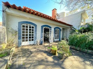 ffb40c9f · Casa, 5 dormitórios, 304 m², em Boa Vista