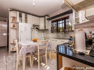 fdb85788 · Casa, 3 dormitórios, 243.17 m², em Rio Branco