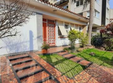 4411e428 · Casa, 3 dormitórios, 300 m², em Menino Deus