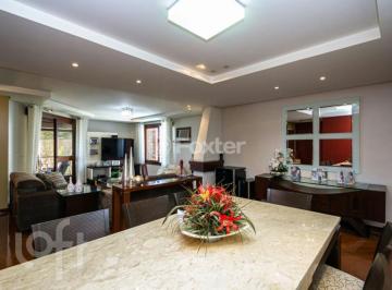24ba3d57 · Apartamento, 3 dormitórios, 194.77 m², em Centro