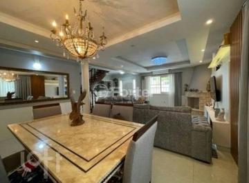 9db6df62 · Casa, 3 dormitórios, 299 m², em Serraria