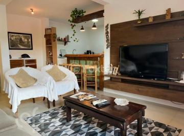 c8eac261 · Apartamento, 2 dormitórios, 75 m², em Centro