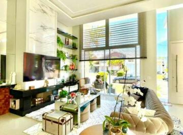 32b6661f · Casa, 3 dormitórios, 180 m², em Zona Nova