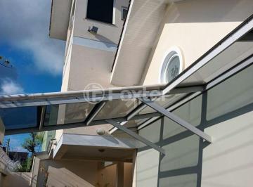 d5c3431f · Casa, 3 dormitórios, 291.1 m², em Petrópolis