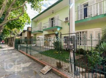 7bf6fb8c · Casa, 3 dormitórios, 271.8 m², em Nonoai