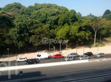 985e2683 · Apartamento, 2 dormitórios, 123.1 m², em Farroupilha