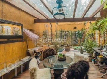4f0aa40f · Casa, 3 dormitórios, 120 m², em Centro Histórico