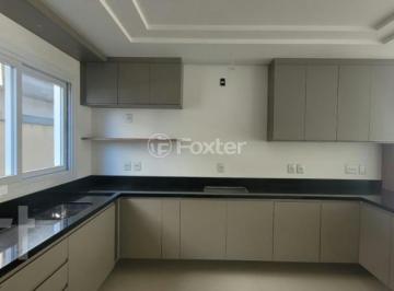 68e25a6b · Casa, 4 dormitórios, 310 m², em Centro