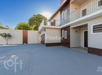207daf94 · Casa, 5 dormitórios, 660 m², em Centro