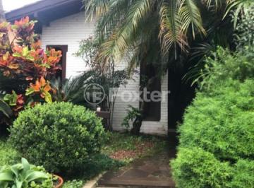 3a8b9a15 · Casa, 3 dormitórios, 437.58 m², em Centro