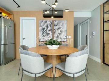 c5055ce5 · Apartamento, 3 dormitórios, 202 m², em Navegantes
