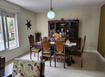 78791cff · Casa, 3 dormitórios, 360 m², em Petrópolis
