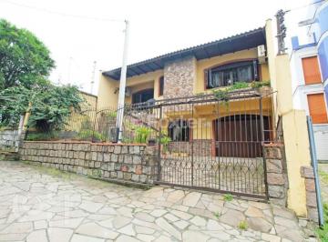 cef8a240 · Casa, 3 dormitórios, 154.57 m², em Passo da Areia
