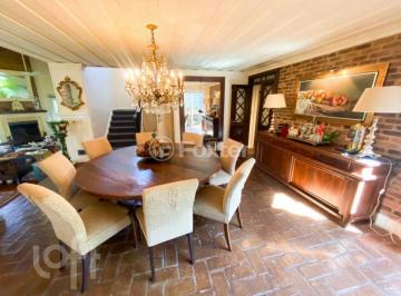 6658e205 · Casa, 3 dormitórios, 395 m², em Parque das Hortensias