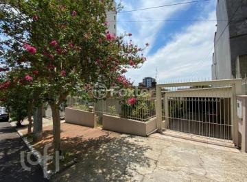 c7f2d296 · Casa, 2 dormitórios, 137.25 m², em Centro