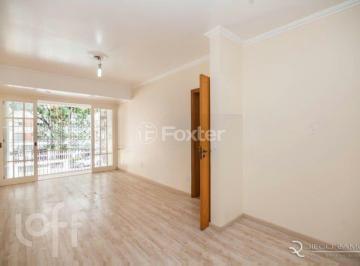 001534e4 · Casa, 3 dormitórios, 220.43 m², em Petrópolis