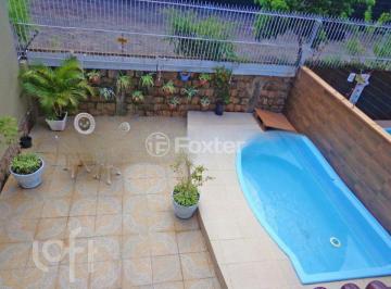 3245531e · Casa, 3 dormitórios, 210 m², em Hípica
