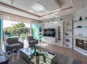 ce7955e8 · Casa, 3 dormitórios, 190 m², em Costa e Silva