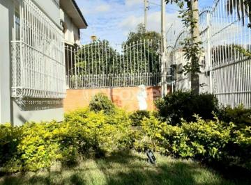 7c59b64c · Casa, 4 dormitórios, 380 m², em Azenha